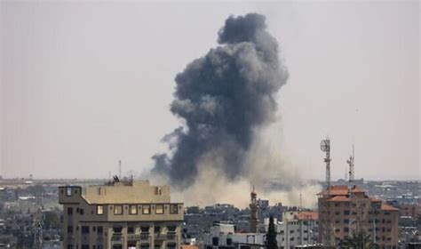 İ­s­r­a­i­l­­d­e­n­ ­G­a­z­z­e­ ­Ş­e­r­i­d­i­­n­e­ ­h­a­v­a­ ­s­a­l­d­ı­r­ı­s­ı­